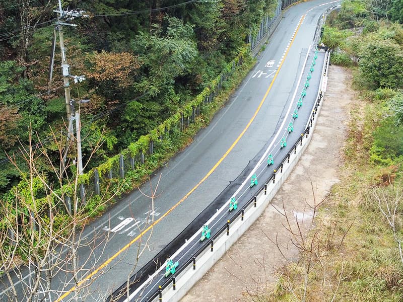 国道１６１号八屋戸地区防護柵設置工事2